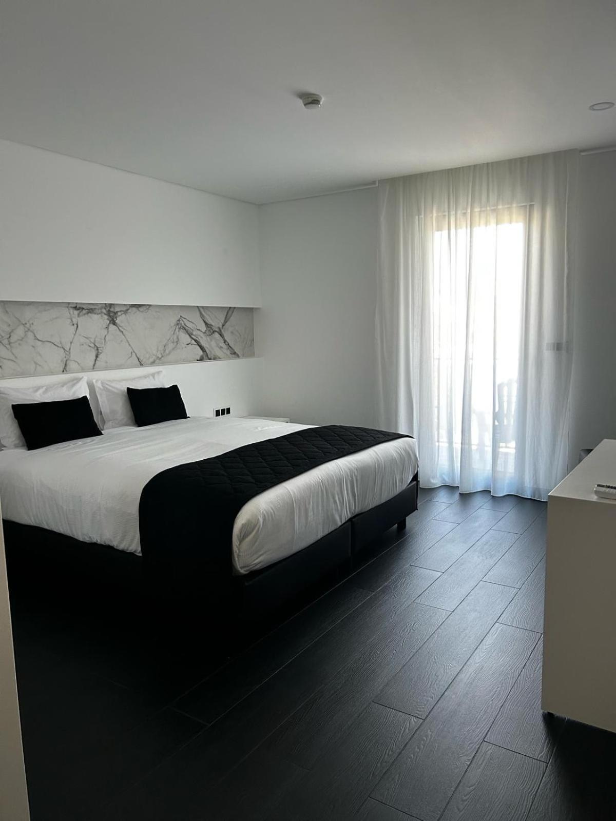 The Rock Hostel Понта Делгада Екстериор снимка